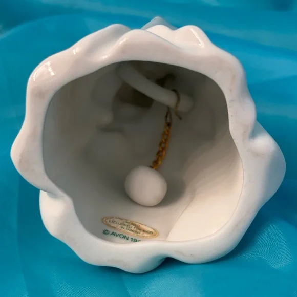 Avon Vintage Good Luck Bell 1983 - Picture 7 of 9